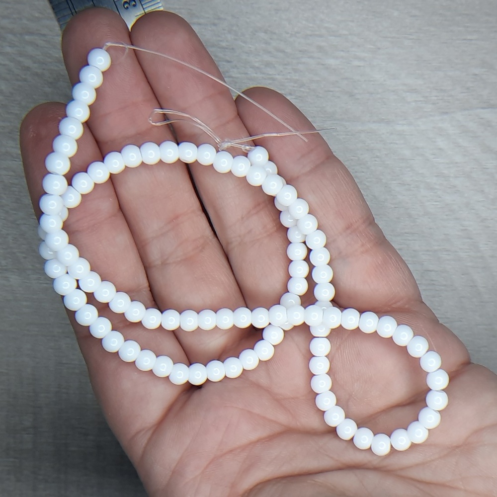 4mm White Glass 15-inch Strand #3